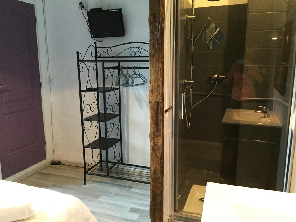 Hotel Restaurant Le 8 망들리유 라 나플 외부 사진